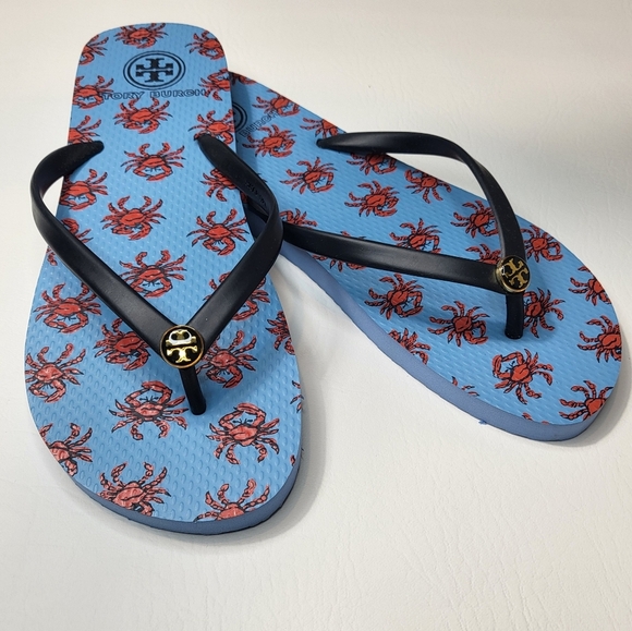 Tory Burch Flip Flops Blue Red Crab Print Gold Tone Logo Size 9 New Without Tags - Picture 2 of 10